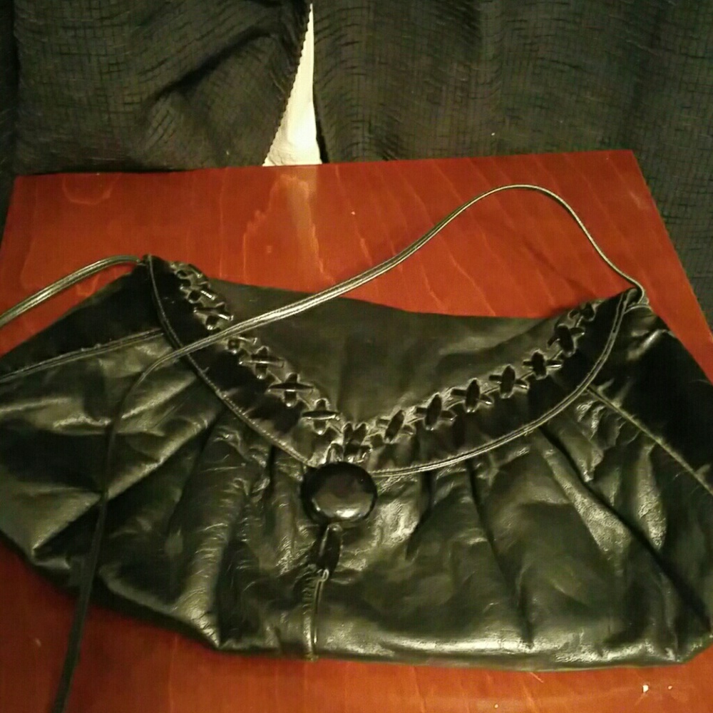 Shariff black leather purse